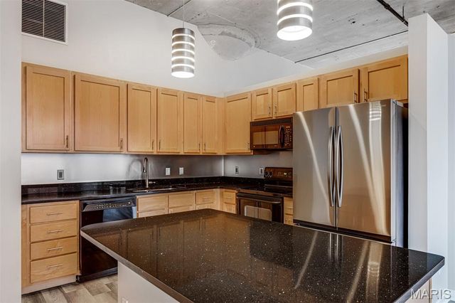 1511 Locust Street 304, St Louis, MO 63103