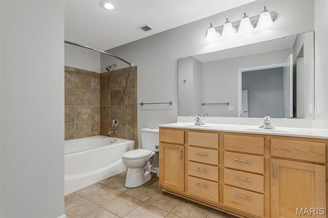 1511 Locust Street 304, St Louis, MO 63103