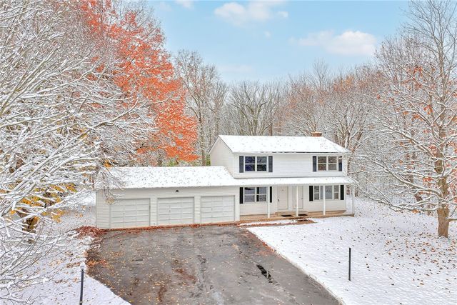 16 Beaman Road West, Ogden, NY 14624