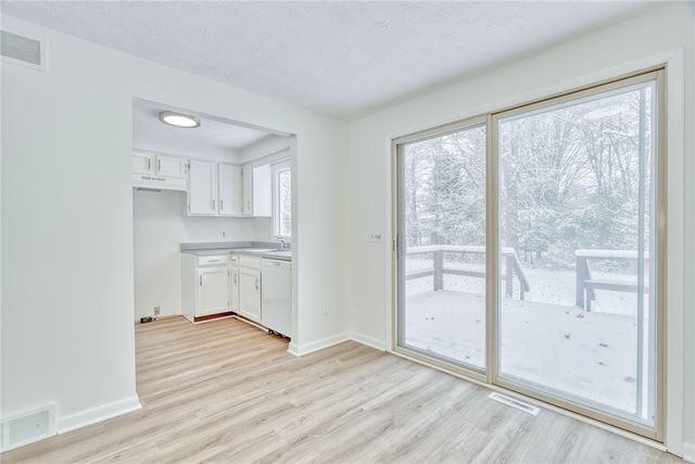 16 Beaman Road West, Ogden, NY 14624