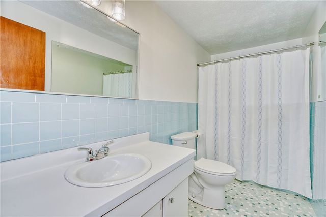 16 Beaman Road West, Ogden, NY 14624