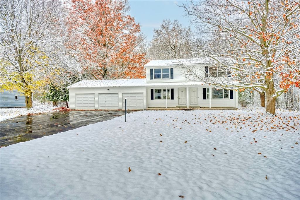 16 Beaman Road West, Ogden, NY 14624