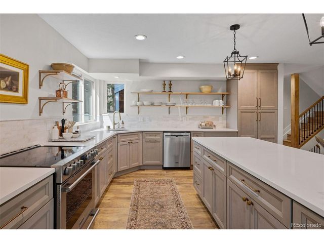 5780 S Kline St, Littleton, CO 80127