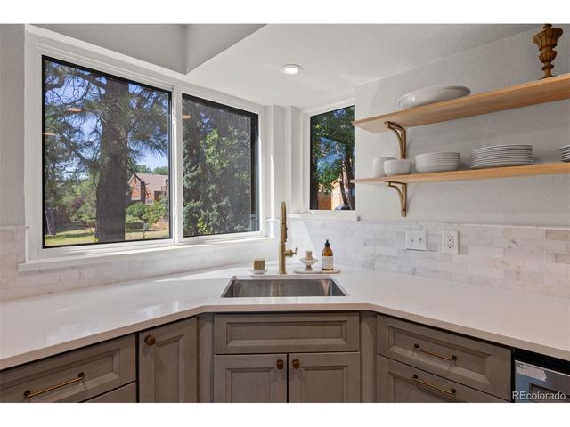 5780 S Kline St, Littleton, CO 80127