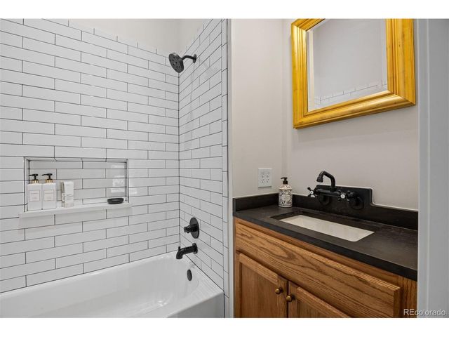 5780 S Kline St, Littleton, CO 80127