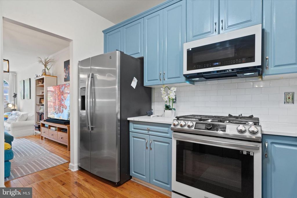 Image 19 of property listing at 3721 BERLEIGH HILL CT, Burtonsville, MD 20866
