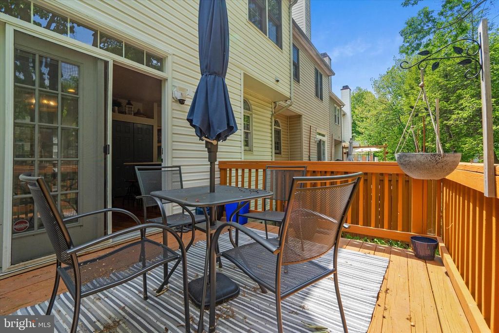 Image 43 of property listing at 3721 BERLEIGH HILL CT, Burtonsville, MD 20866