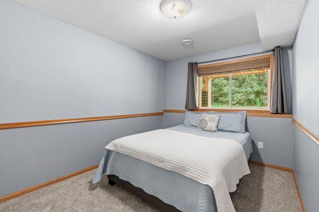 15642 Chasewood Court, Rosemount, MN 55068