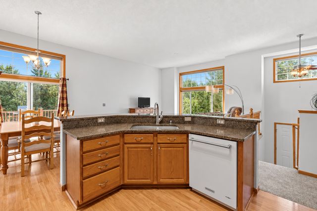 15642 Chasewood Court, Rosemount, MN 55068