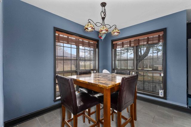 1208 Westwood Dr, Henderson, TX 75654