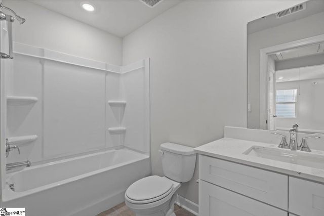 695 Cozy Bluff Road, Spartanburg, SC 29301