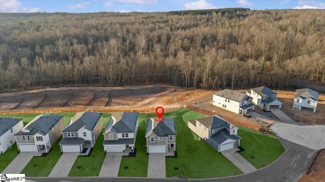 695 Cozy Bluff Road, Spartanburg, SC 29301