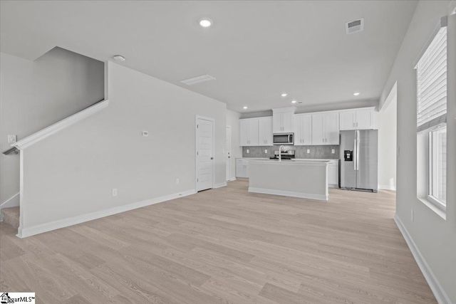 695 Cozy Bluff Road, Spartanburg, SC 29301