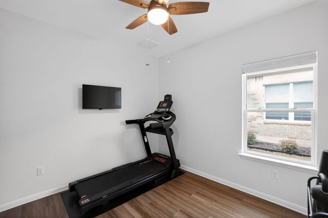 109 Shiner LN, Georgetown, TX 78626