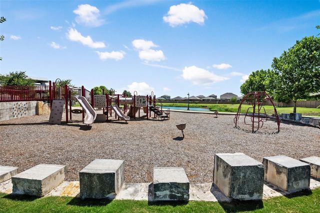 109 Shiner LN, Georgetown, TX 78626