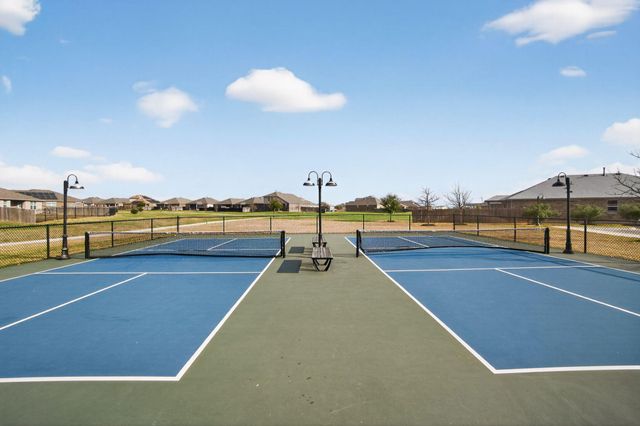 109 Shiner LN, Georgetown, TX 78626