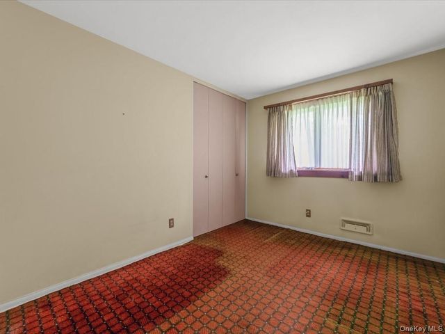 12 Joyce Lane, Commack, NY 11725