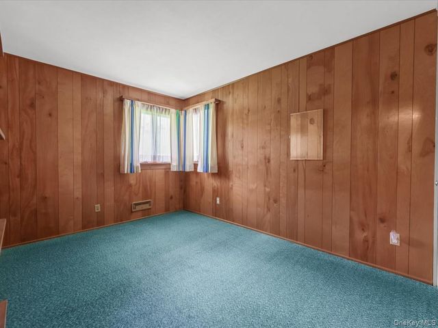 12 Joyce Lane, Commack, NY 11725