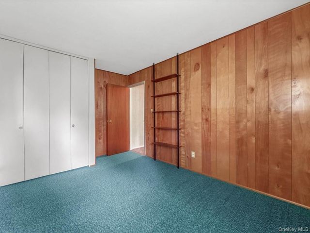 12 Joyce Lane, Commack, NY 11725
