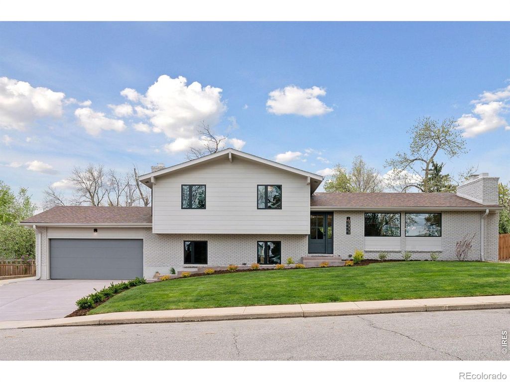 2890 Regis Drive, Boulder, CO 80305