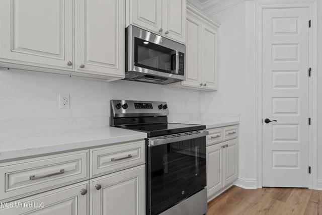 6305 Annie Cove, Ocean Springs, MS 39564