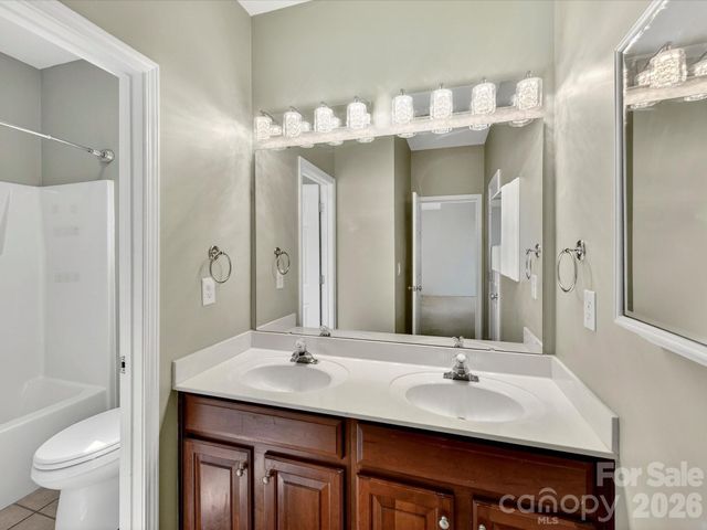 1788 Oakmont Drive, Denver, NC 28037