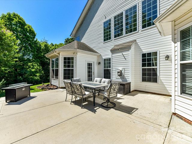 1788 Oakmont Drive, Denver, NC 28037