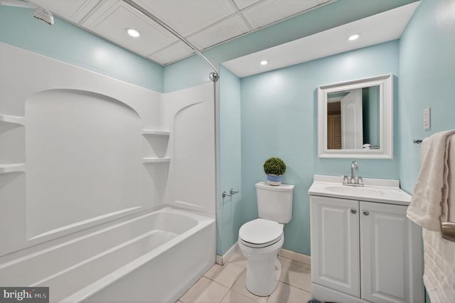 1365 MOYER RD, Annapolis, MD 21403