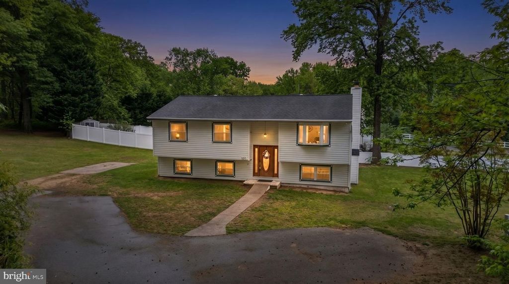 1365 MOYER RD, Annapolis, MD 21403