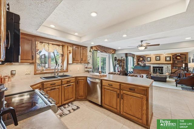 4314 Amos Gates Drive, Bellevue, NE 68123