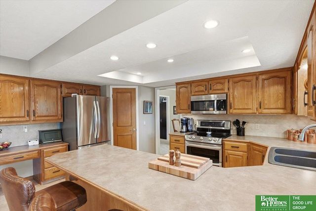 4314 Amos Gates Drive, Bellevue, NE 68123