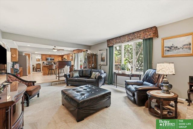 4314 Amos Gates Drive, Bellevue, NE 68123