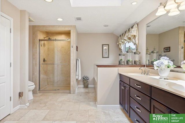 4314 Amos Gates Drive, Bellevue, NE 68123