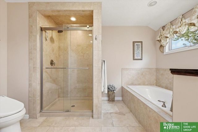 4314 Amos Gates Drive, Bellevue, NE 68123
