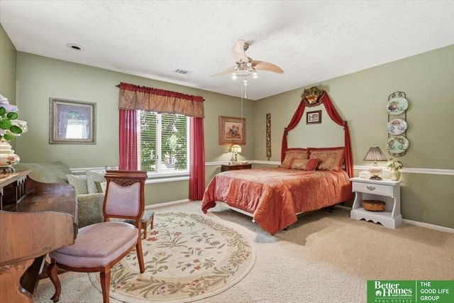 4314 Amos Gates Drive, Bellevue, NE 68123