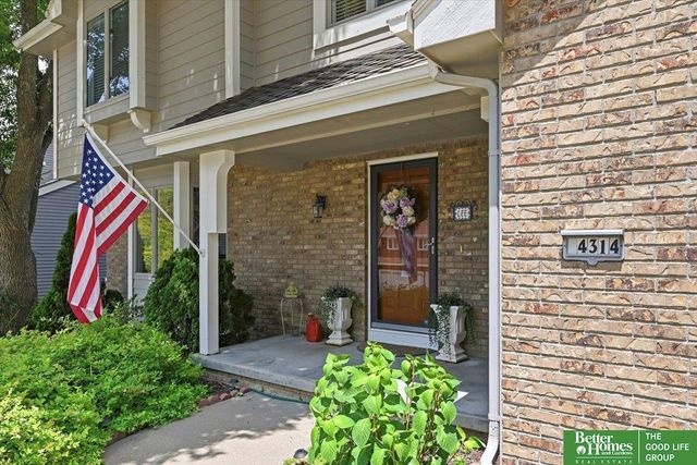 4314 Amos Gates Drive, Bellevue, NE 68123