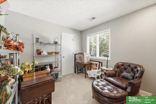 4314 Amos Gates Drive, Bellevue, NE 68123