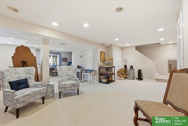 4314 Amos Gates Drive, Bellevue, NE 68123