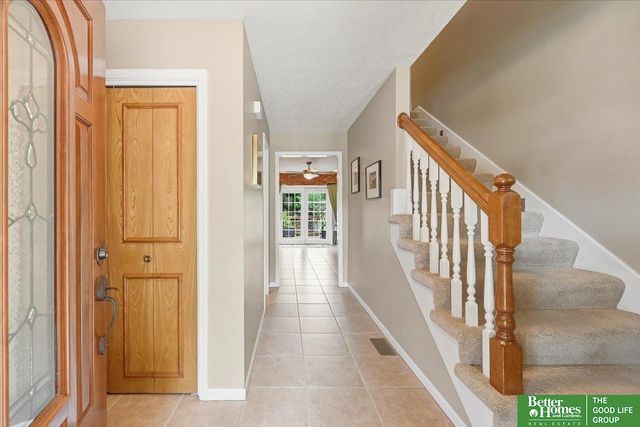 4314 Amos Gates Drive, Bellevue, NE 68123