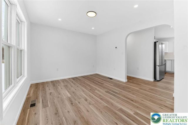 5693 Neola Road, Jackson Twp, PA 18360