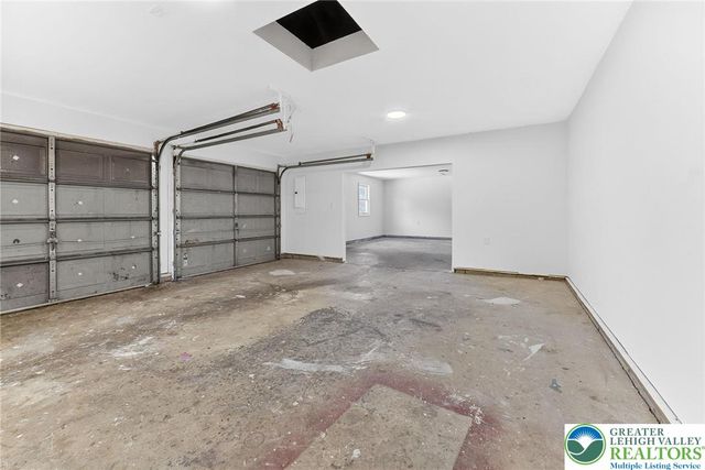 5693 Neola Road, Jackson Twp, PA 18360