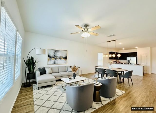 13410 Mussel RUN, Elgin, TX 78621