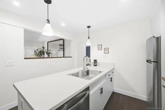 13788 Ruette Le Parc D, Del Mar, CA 92014