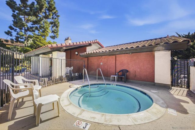 13788 Ruette Le Parc D, Del Mar, CA 92014