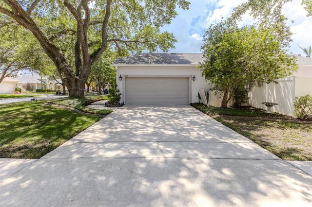 4911 LAZY OAKS WAY, St Cloud, FL 34771