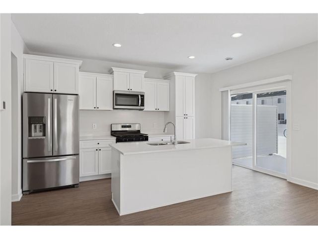 628 Franklin Street, Roberts, WI 54023