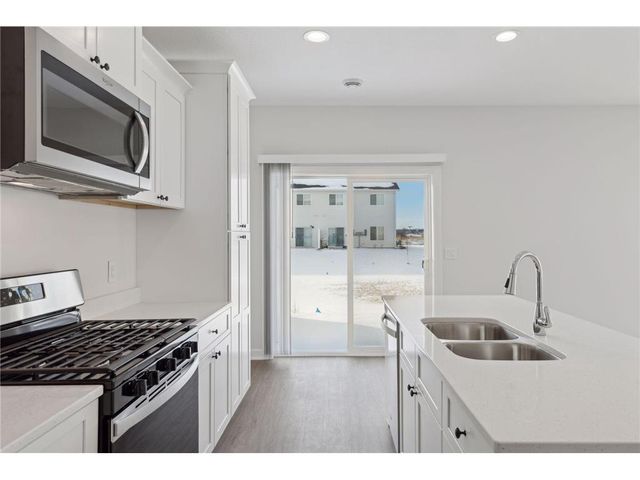 628 Franklin Street, Roberts, WI 54023