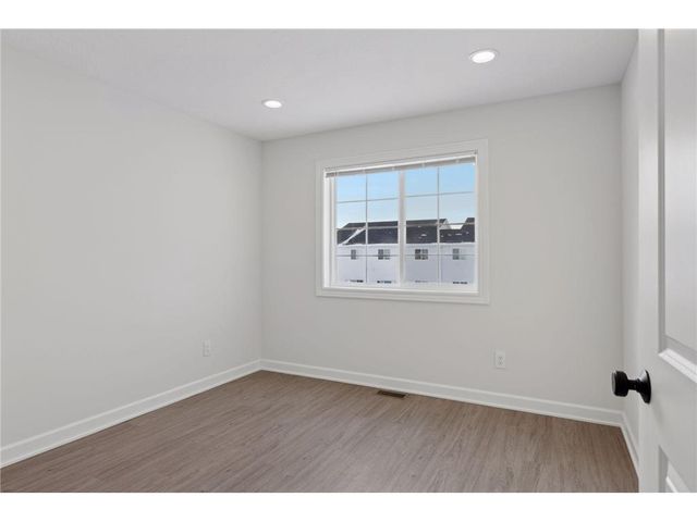 628 Franklin Street, Roberts, WI 54023