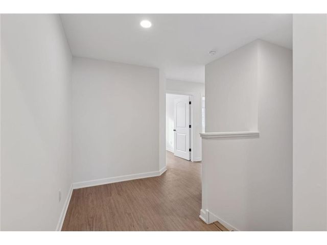 628 Franklin Street, Roberts, WI 54023