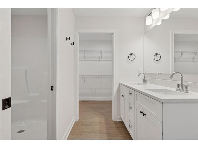 628 Franklin Street, Roberts, WI 54023